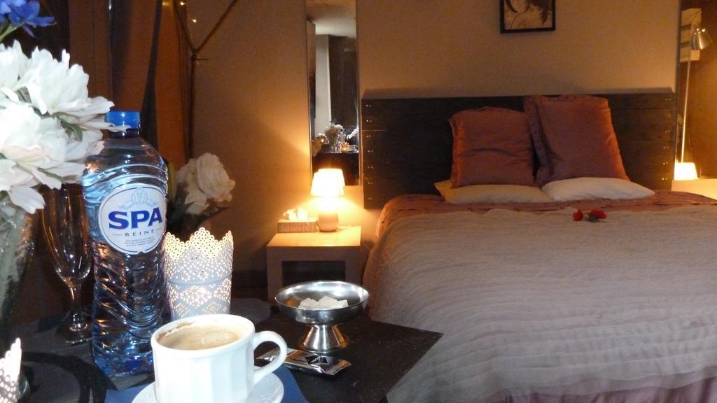 Francorchamps Guest House, Chambres Avec Ou Sans Jacuzzi Malmedy Rom bilde